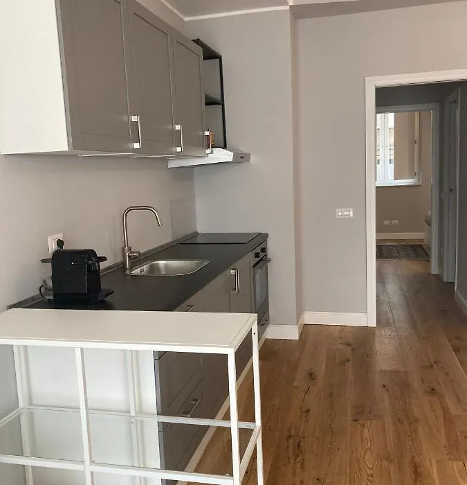 City Life Top Apartment-1